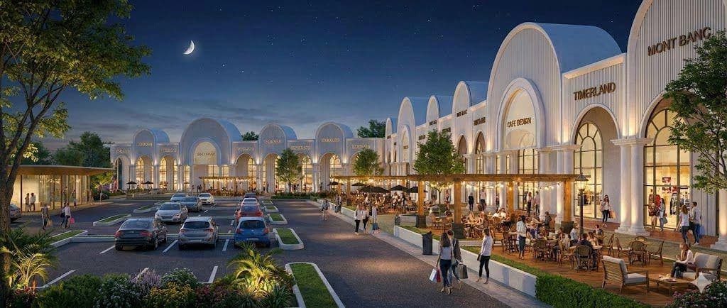 Sun View Harmony commercial district at night